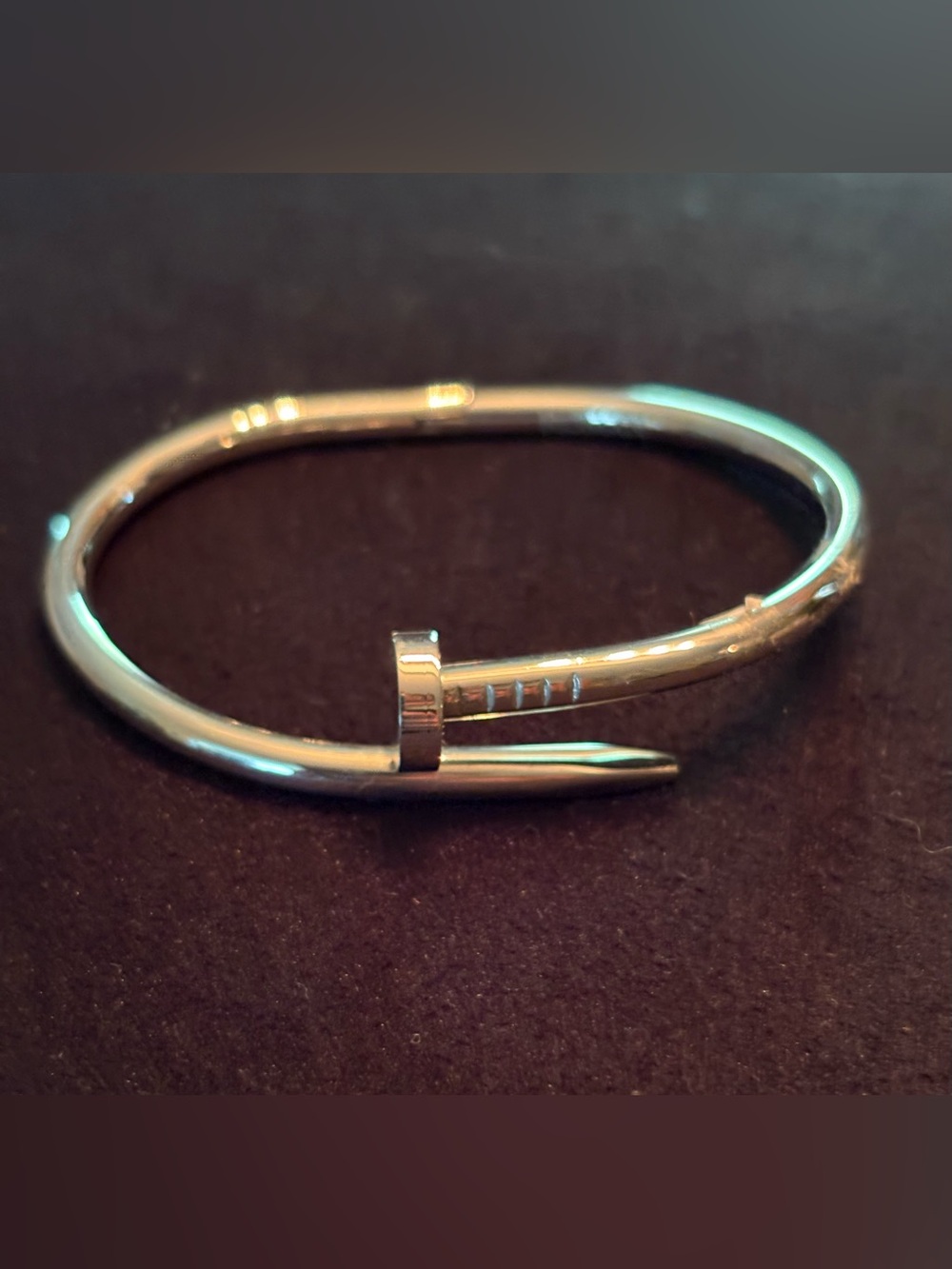 Silver Nail-Style Cuff Bracelet - Sleek Women’s Jewelry